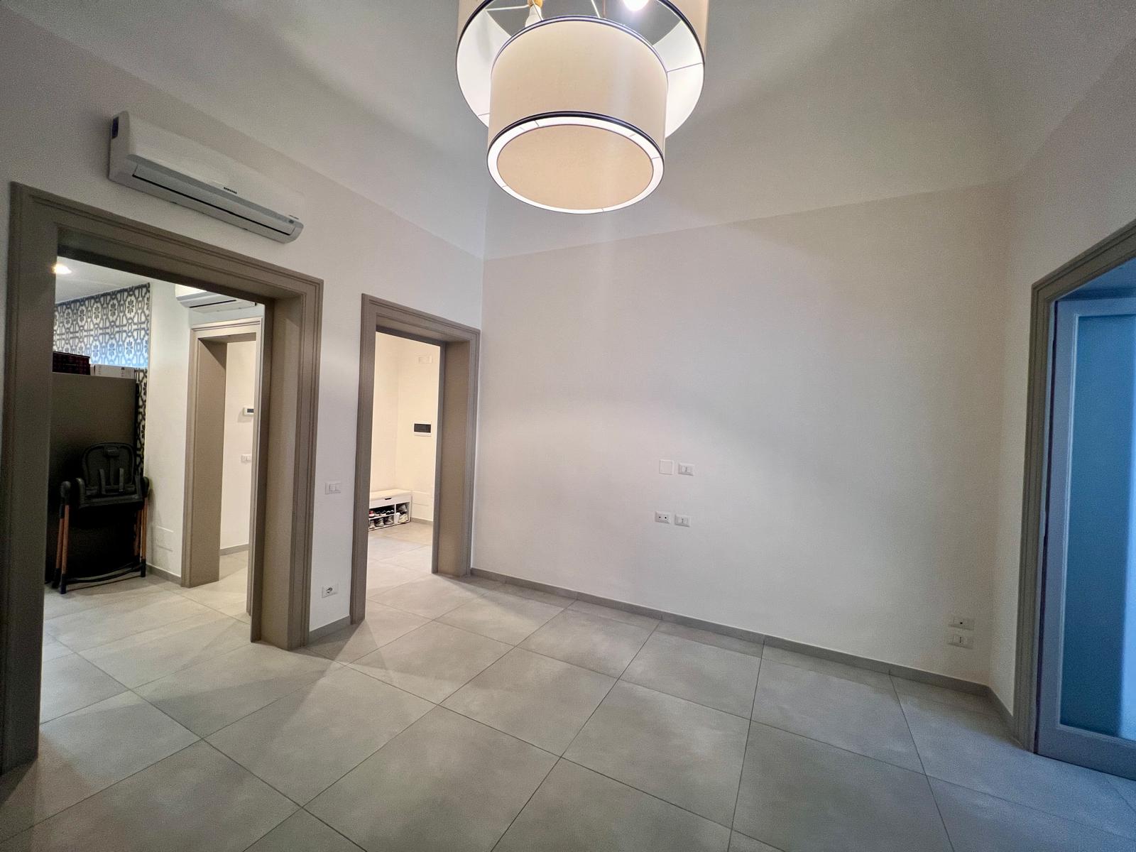 Trilocale ristrutturato in via Ettore Fieramosca